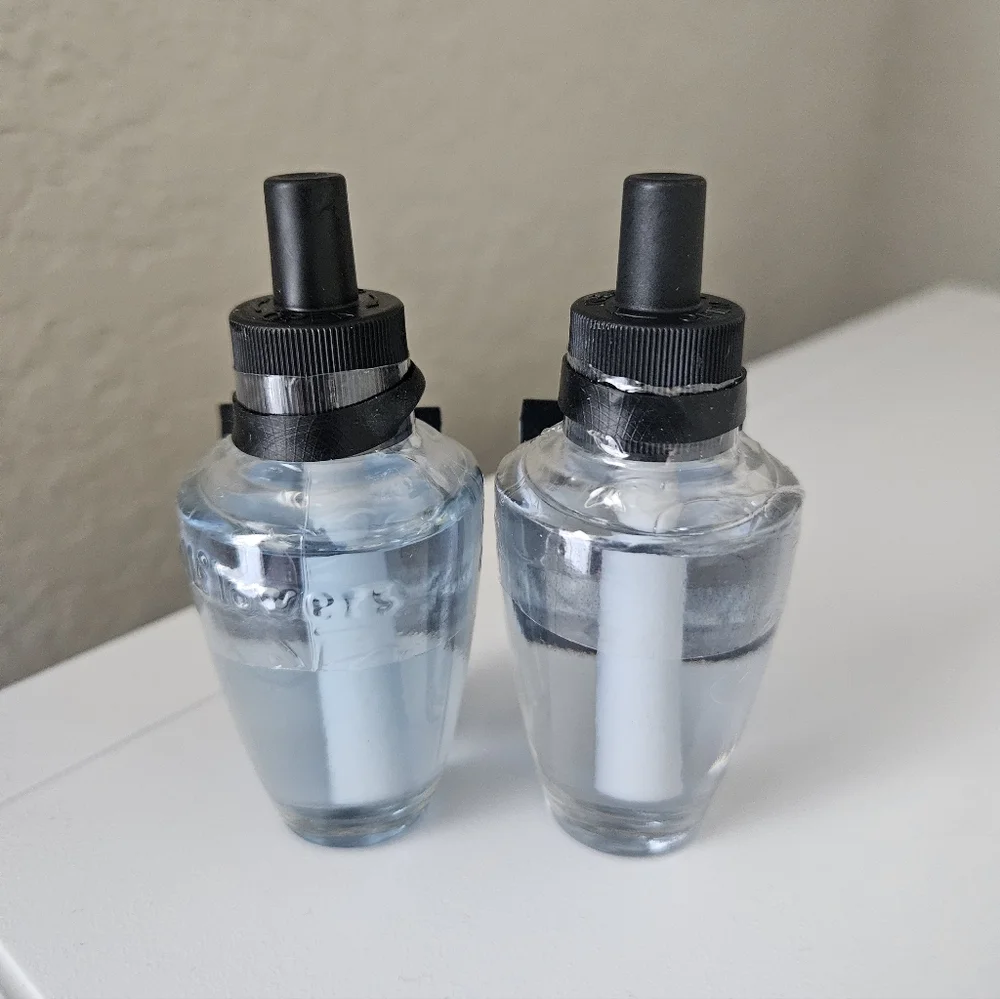 White Barn Wallflowers Refills - Set Of 2 - Picture 3 of 4